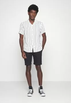 Pier One Winkel -Pier One Winkel 43bf8d5300d84d19aab3f62f08ed036f